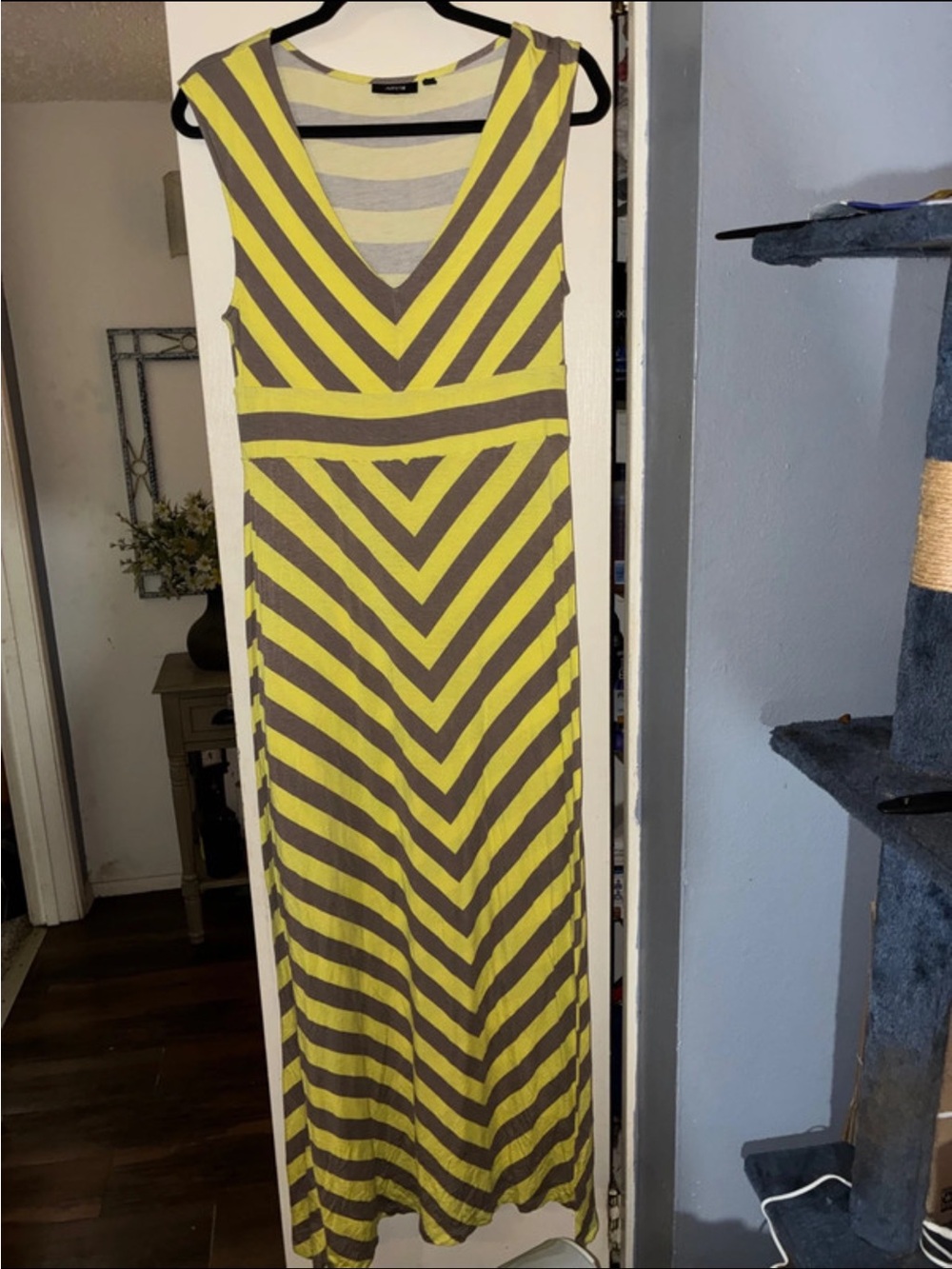 Apt. 9 Yellow and Gray Chevron V-Neck Maxi Dress